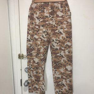 TWIK CAMO CARGO PANTS SIZE PS